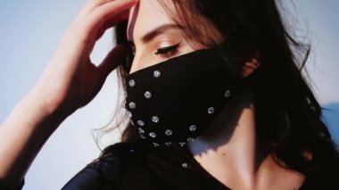 Salgın moda diy aksesuar duygusal kadın maskesi