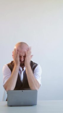 Yorucu iş uzak iş serbest iş