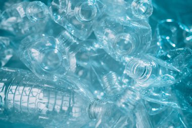 Atık yönetimi plastik şişe dokusunu yeniden kullan