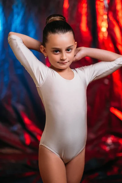 Dziecko sport choreografia klasa wdzięk mała dziewczynka — Zdjęcie stockowe