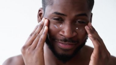 Erkek derisi nemlendirici Afrikalı adam kremi