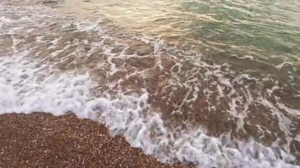 Mar surf costa fundo água onda espuma areia — Vídeo de Stock