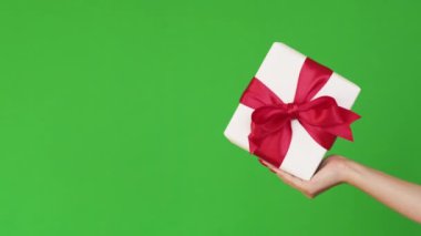 Kadınlar günü sürpriz hediye teslimatı.