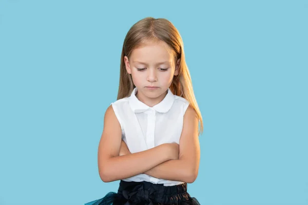 Καταθλιπτικό παιδί παιδί απογοήτευση σκεπτική κορίτσι — Φωτογραφία Αρχείου