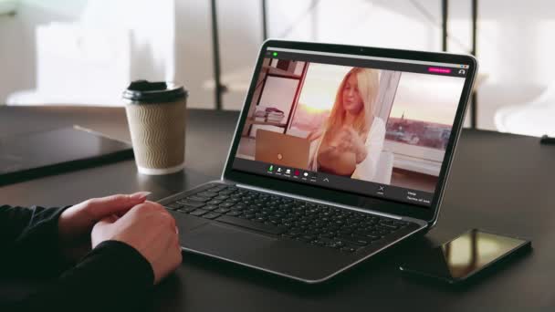 Video hovor vzdálená schůzka žena notebook kolegyně — Stock video