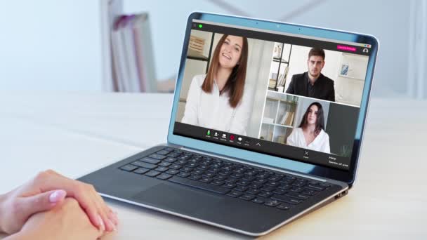 Video conferenza online team di riunione schermo portatile — Video Stock