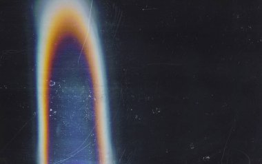 Toz arka plandaki mercekleri çizer.