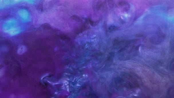 Atrament plusk kolor dym ruch niebieski fioletowy mgła — Wideo stockowe