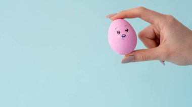 Akli dengesi bozuk yumurta salyalı el.