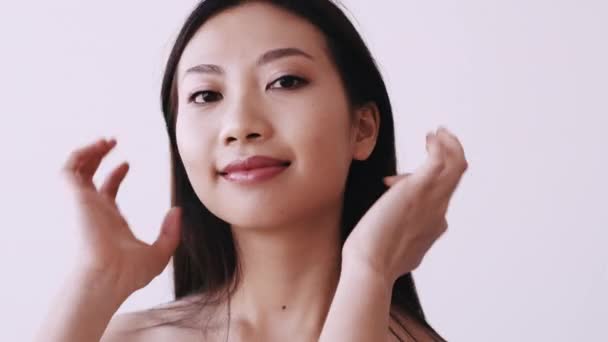 Natural beauty korean cosmetics asian woman face — Stock Video