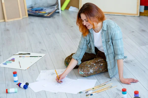 Drawing art creative home leisure woman painting — Stock Photo, Image