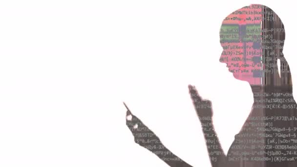 Doppia esposizione silhouette glitch donna con telefono — Video Stock
