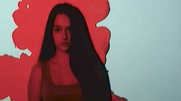 Rétro horreur réel vhs vidéo glitch femme rouge sang — Video