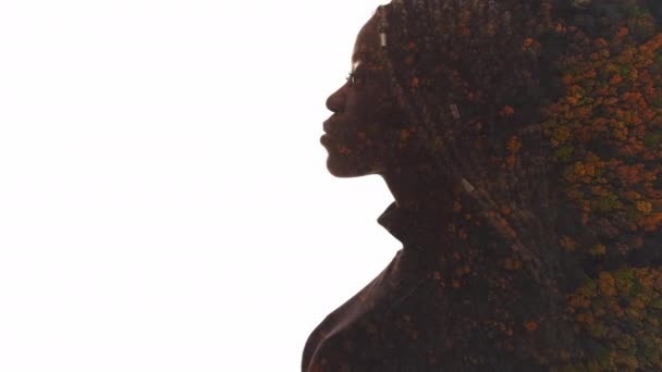 Mente consciente silueta mujer negra objetivo — Vídeos de Stock