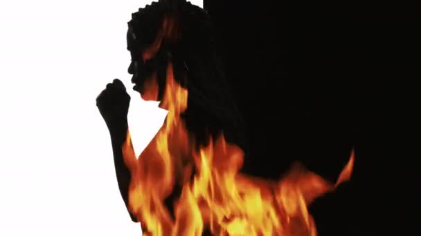Cattiva tosse silhouette donna nera protezione dal virus — Video Stock