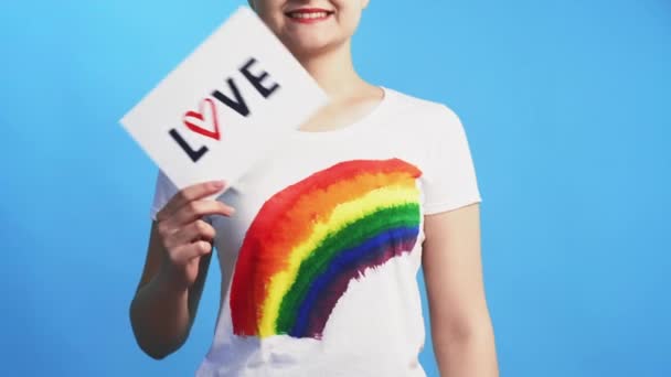 同志游行Lgbt骄傲女同性恋者与爱的标志 — 图库视频影像