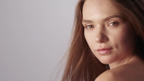 Frische Haut Gesicht Frau Wohlbefinden natürliches Make-up — Stockvideo