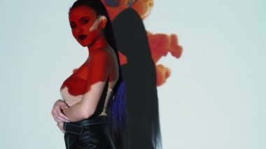 Gotik moda silueti kadın portresi