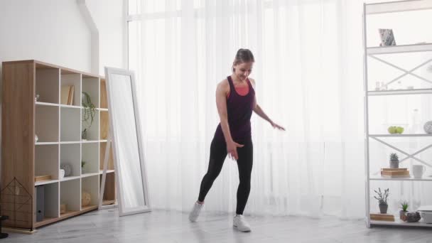 Dance teacher training coach woman demonstrating — Stock Video