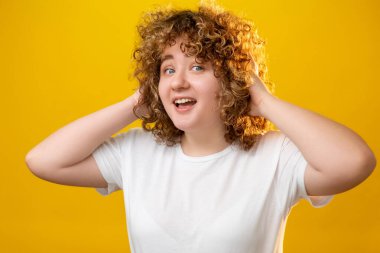 heyacanlı kadın kilolu güzel vücut pozitif kız