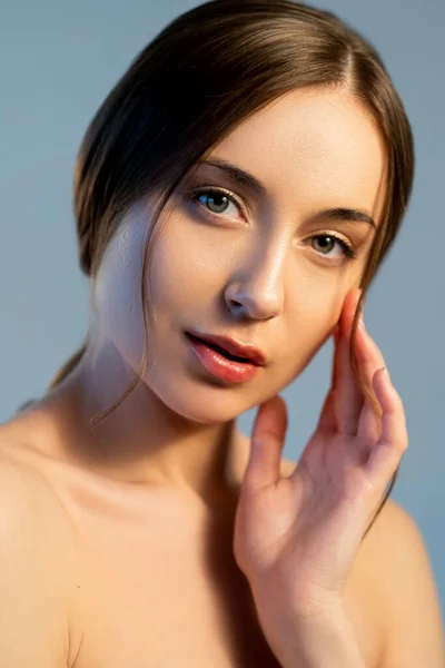 Frescura beleza feminino dermatologia mulher rosto — Fotografia de Stock