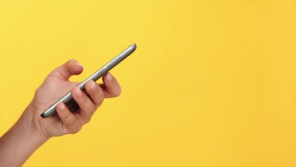 Mobilní aplikace digitální technologie ruční smartphone — Stock video