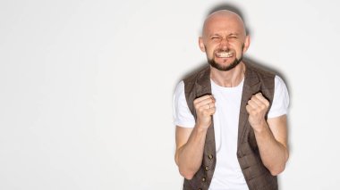 Çaresiz adam çılgın delilik ezici duygular