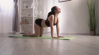 yoga, vücut sağlığı, kadın egzersiz, spor salonu.