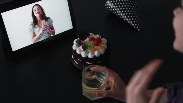 誕生日トーストオンライングリーティング仮想パーティー — ストック動画