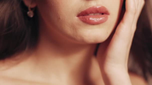 Dudaklar makyaj güzellik trendleri kadın dudakları ruj — Stok video