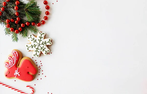 Winterurlaub Weihnachten Hintergrund Lebkuchen weiß — Stockfoto