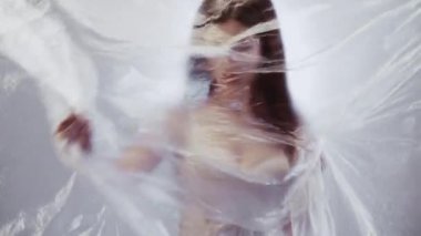 Kadın kölelik, kadın istismarı, tutsak kız kaçırma