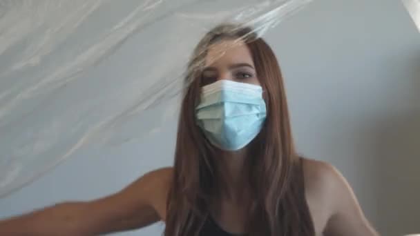Covid ελευθερία καραντίνα μάσκα γυναίκα ακύρωσης — Αρχείο Βίντεο
