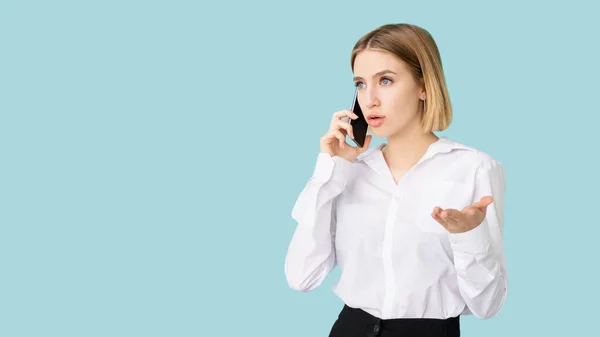 Office problem business woman mobile communication — Stock Photo, Image