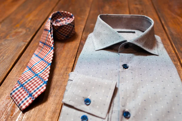 Uppsättning av tillbehör: skjorta och slips — Stockfoto