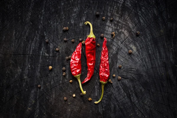 Horká červená paprika a pepř černý — Stock fotografie