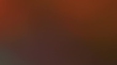 Odaklanmamış sızıntı. Lens yansıması. Siyah arka planda rengarenk film parlaklığı. Aydınlık hareket soyut karanlıkta kaybolur.