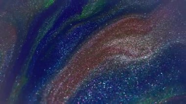 Parıltı emülsiyonu. Parıldayan sıvı. Soyut akrilik zemin üzerine yayılan mavi, kırmızı, parlak damlacıklar..