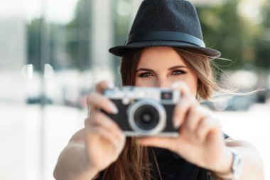 Casual öğrenci fotoğrafları dijital kamera ile.