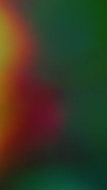 Dikey video. Görüntü sızıntısı. Gökkuşağı parıltısı. Eski film renkli ışık kırılması güneş ışınları arka planda parlıyor. Prizma parlaklığı sinematik klasik örtüsü.