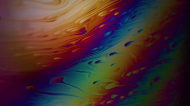 Psikedelik sıvı. Bulanık sabun. Renk eğimli mürekkep çizgileri canlı emülsiyonla karıştırılıyor. Pigment damlacıkları kıvrımlı akış soyut arkaplan.