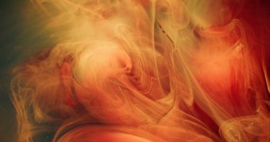 Atmosferik duman. Parlak parçacıklar. Bulanık turuncu mavi renk bulut kırık cam parlatıcı mürekkep soyut sualtı arka planına sıçramış..