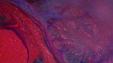 Mürekkep sıçraması. Akrilik sanat geçmişi. Bokeh soyutlaması üzerinde sönük kırmızı mavi renkli parlak baloncuk parlayan koyu siyah dalga.