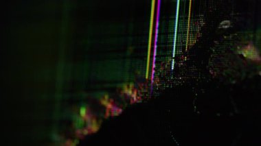 Arıza dokusu. Bozulma sesi. Sarı mor renk frekanslı eserler fütüristik sıvı dalga koyu siyah sanat soyut arkaplanı patlatır.