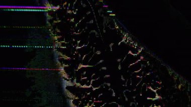 Gürültülü objeler. Kusurlu ekran. Kırık LCD ekranında spektrum sıvısı dökülmüş. Bulanık siyah arkaplanda parlayan soyut teknik arıza.