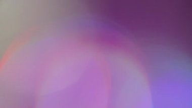 Bokeh kristal prizması. Gradyan ışık. Renkli ışıltı dokusu karıştırıcı ışın. Pembe, soyut neon bulanık arkaplanda optik yansıma.