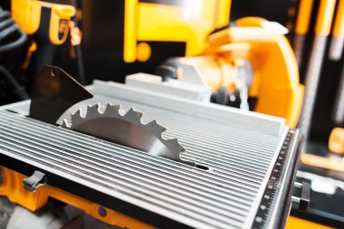 Elektrikli testere tablo aracını tahta işleri için