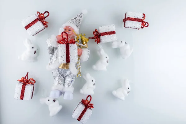 Juguete Papá Noel Ropa Blanca Decoraciones Navideñas Árbol Navidad — Foto de Stock