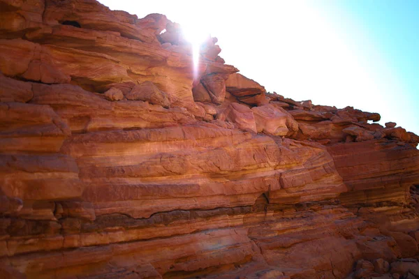 Hermosa Vista Del Cañón Con Montañas Rojas Rocas Contra Cielo —  Fotos de Stock