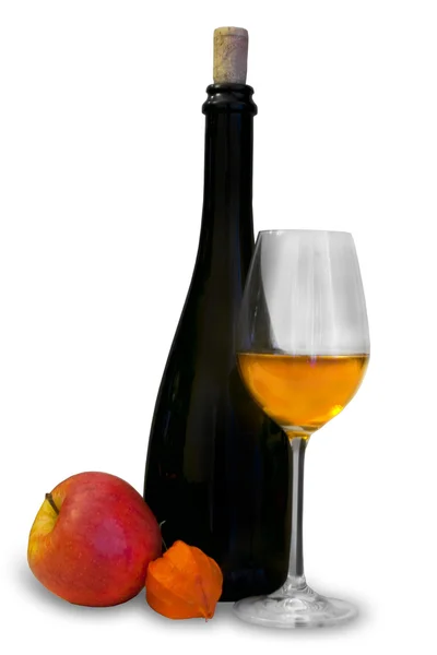 Bottiglia nera con bicchiere di vino e mela — Foto Stock